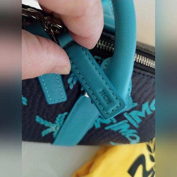 MCM Boston Bag With COA And Dustbag NWT - Picture 9 of 16